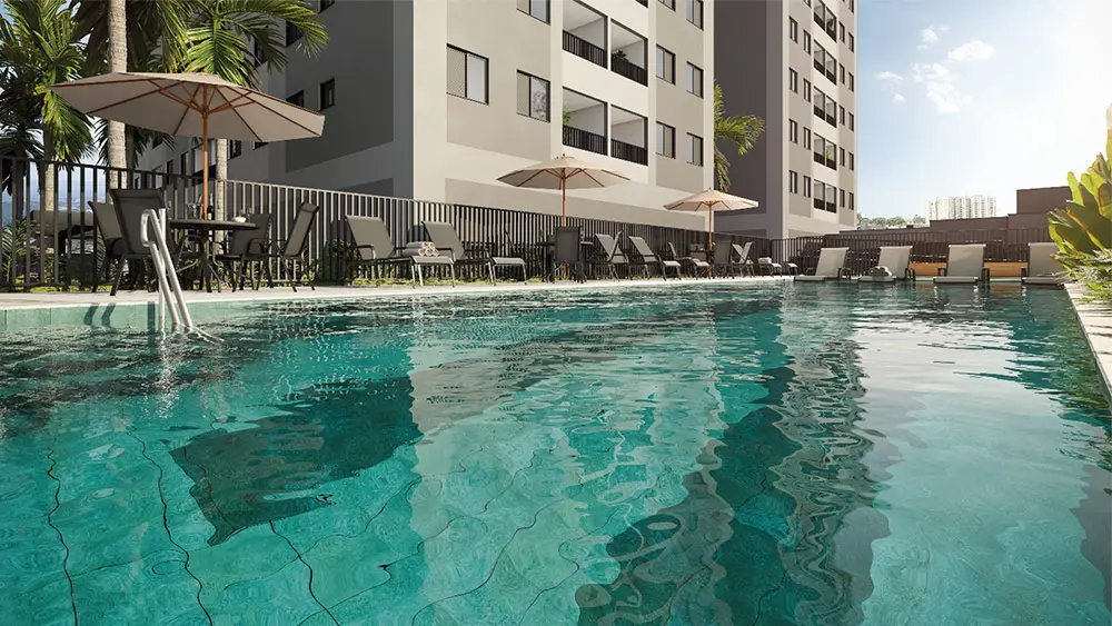 Piscina para adultos com deck molhado e piscina infantil